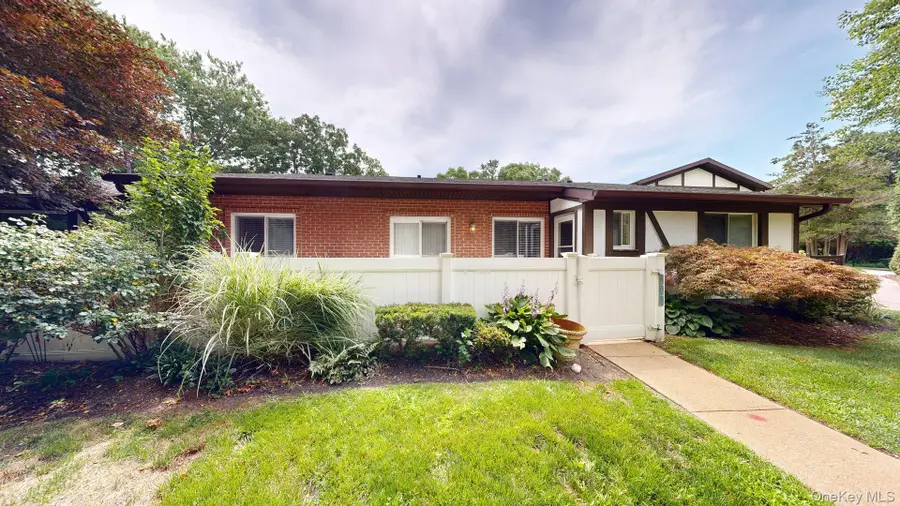 604 Blue Ridge Drive, Medford, NY 11763 - #2