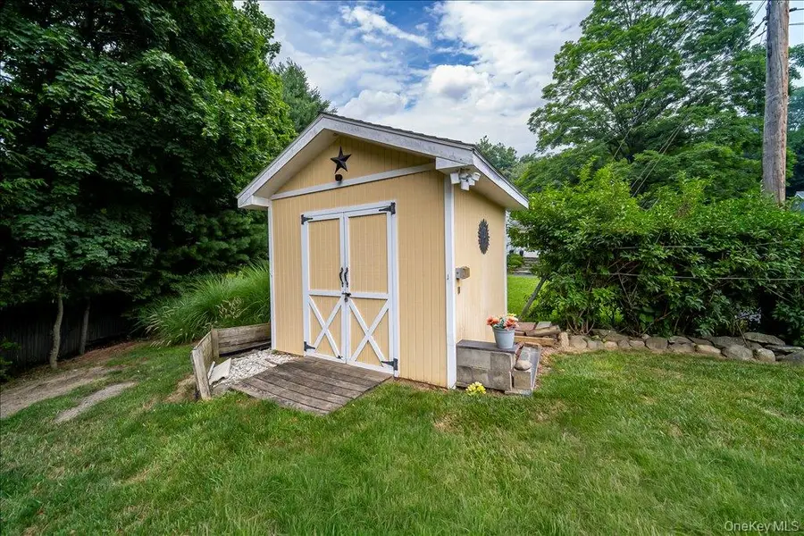 17 Brian Road, Wappingers Falls, NY 12590 - #2