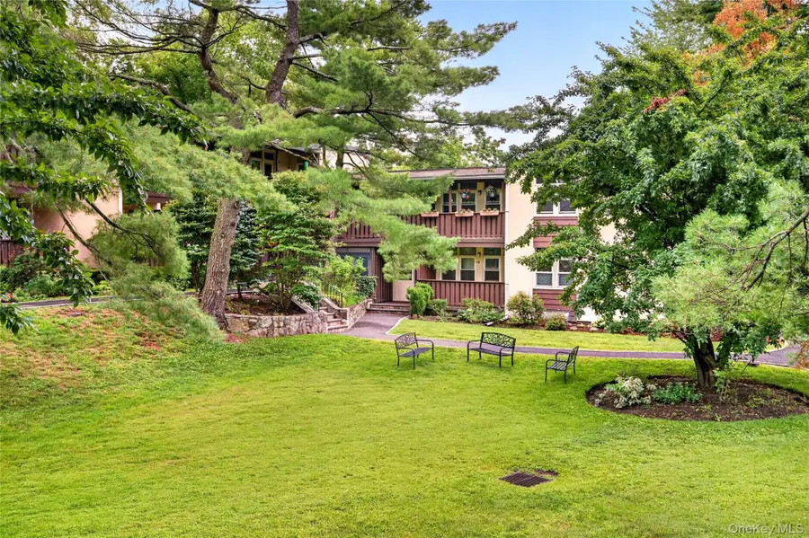 95 Wiltshire Road #C 16, Scarsdale, NY 10583 - #2