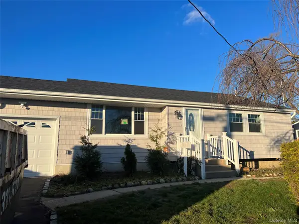 31 Stockton Street, Brentwood, NY 11717