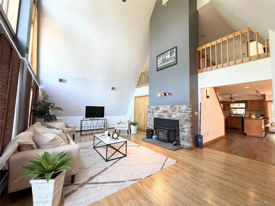 180 E Railroad Avenue, West Haverstraw, NY 10993 - #3