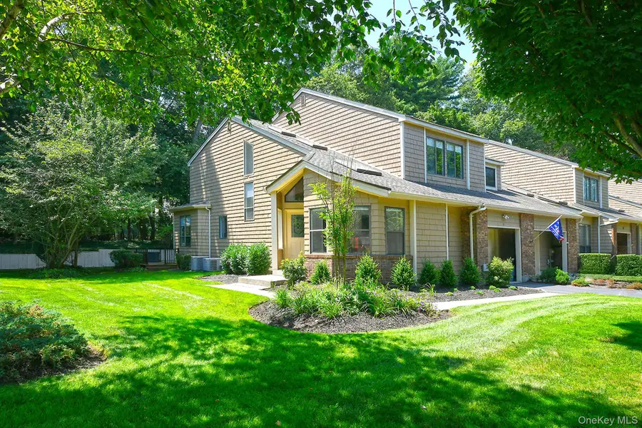 8 Whitman Ridge Drive, Melville, NY 11747 - #2