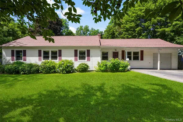208 Woodhampton Drive, White Plains, NY 10603
