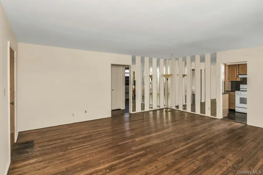 21-47 Utopia Parkway #2, Whitestone, NY 11357 - #3