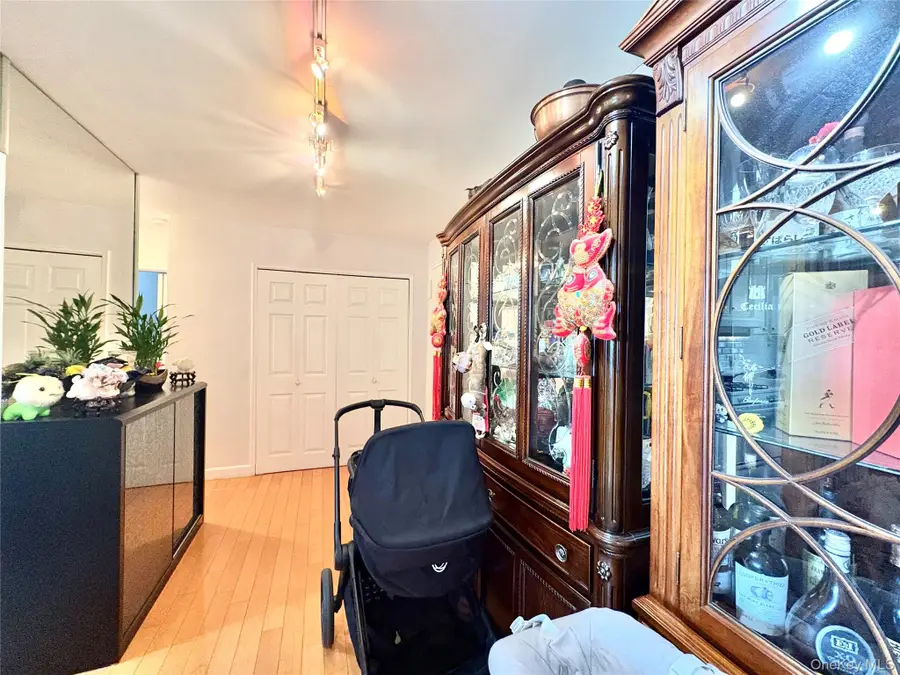 138-25 31 Drive #6L, Flushing, NY 11354 - #3