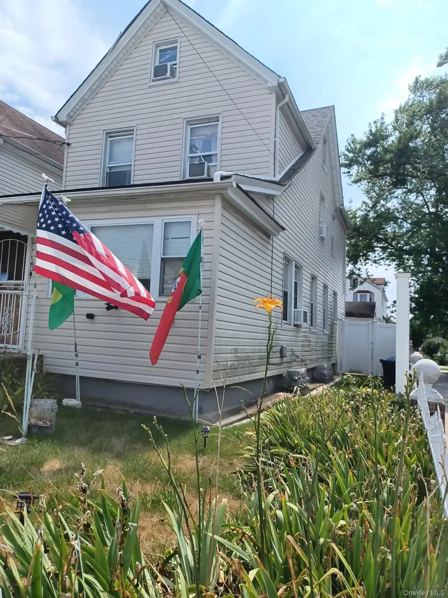 90-02 202nd Street, Hollis, NY 11423 - #2