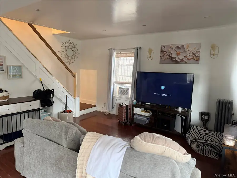 19414 122nd Avenue, Springfield Gardens, NY 11413 - #2
