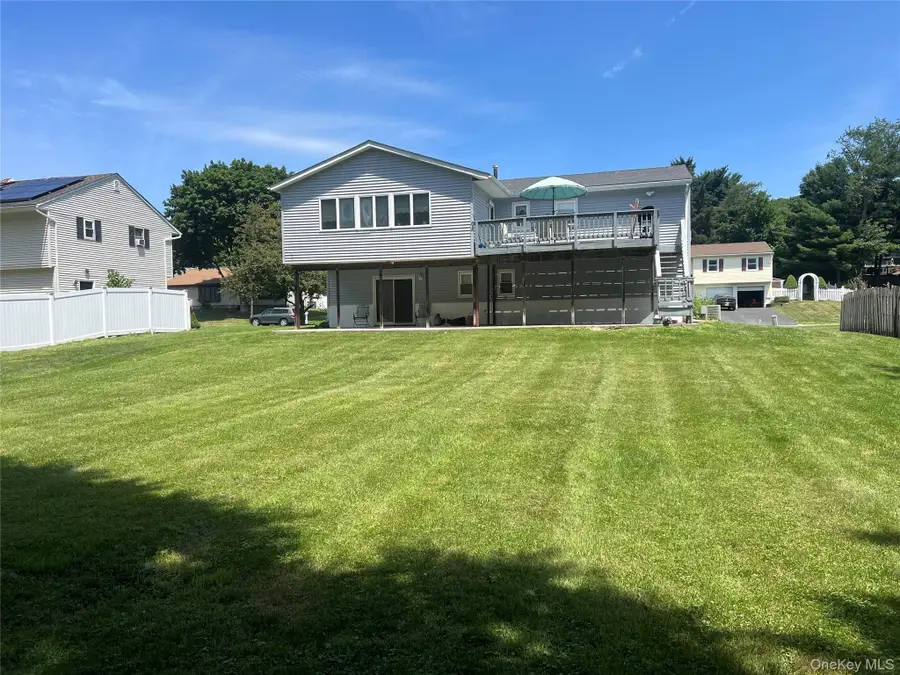41 Keats Drive, New Windsor, NY 12553 - #3