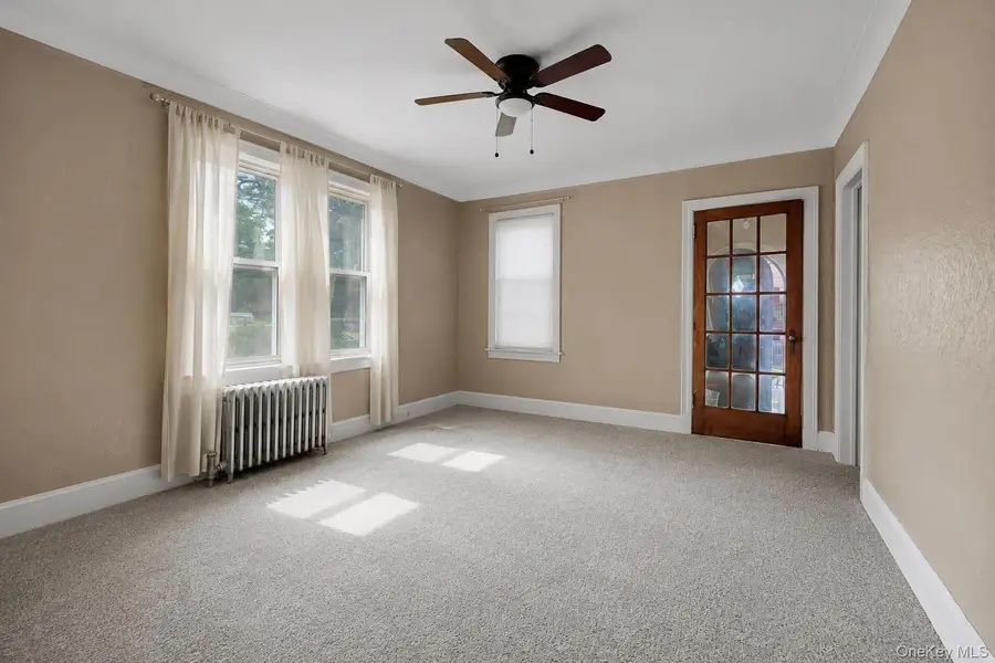 953 E 226th Street, Bronx, NY 10466 - #2