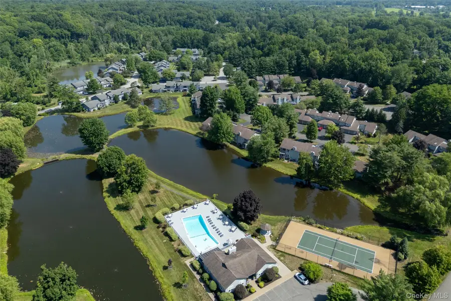 32 North Loop, Rhinebeck, NY 12572 - #2