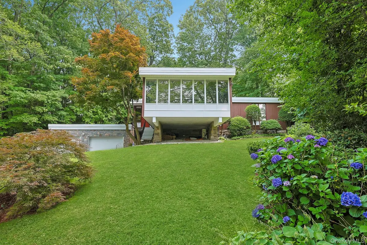 20 Sprain Valley Road, Scarsdale, NY 10583 - #1