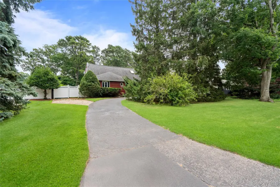 1359 Manor Lane, Bay Shore, NY 11706 - #3