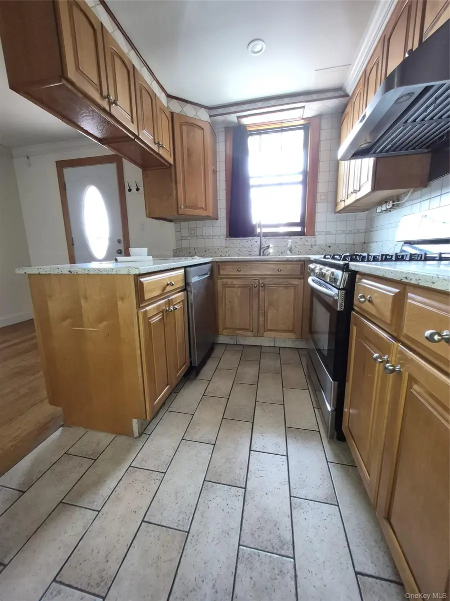 2033 28th Street, Astoria, NY 11105 - #2