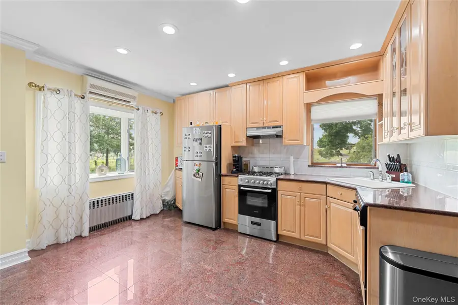 67-01 Eliot Avenue, Middle Village, NY 11379 - #2