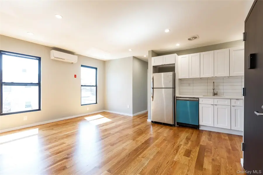 8734 132nd Street, Richmond Hill, NY 11418 - #3
