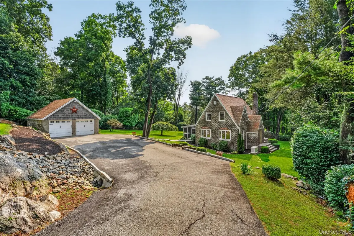 811 Farmers Mills Road, Carmel, NY 10512 - #1