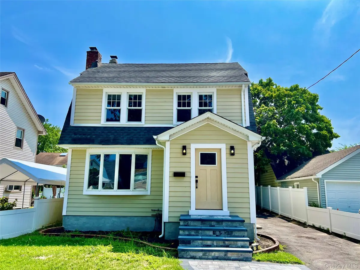 50 E Saint Marks Place, Valley Stream, NY 11580 - #1