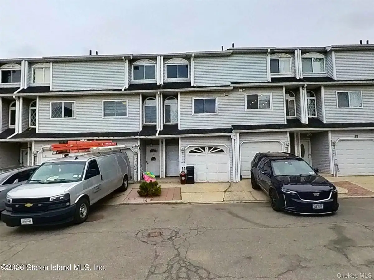 41 Simmons Loop, Staten Island, NY 10314 - #1
