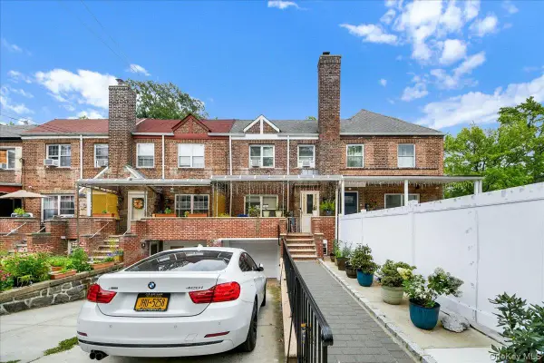 1804 Seminole Avenue, Bronx, NY 10461