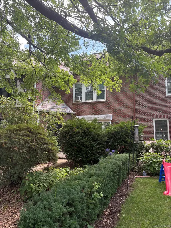 9608 68th Avenue, Forest Hills, NY 11375
