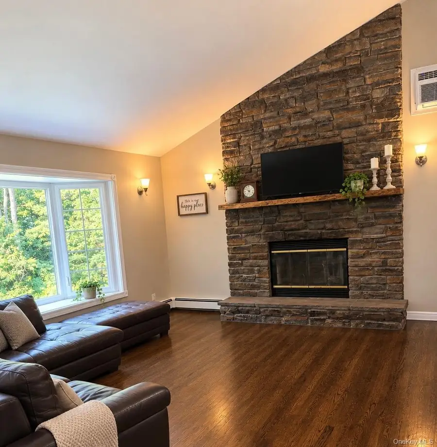 11 Ulster Terrace, Wallkill, NY 12589 - #3