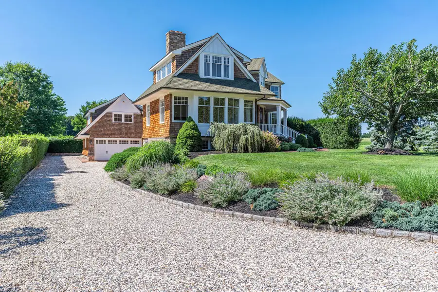 118 Peconic Bay Boulevard, Aquebogue, NY 11901 - #2
