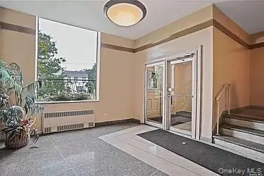 143-25 84th Drive #2E, Briarwood, NY 11435 - #3