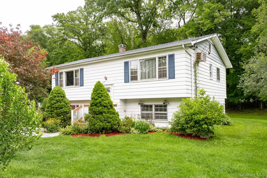28 Robert Lane, Wappingers Falls, NY 12590 - #2