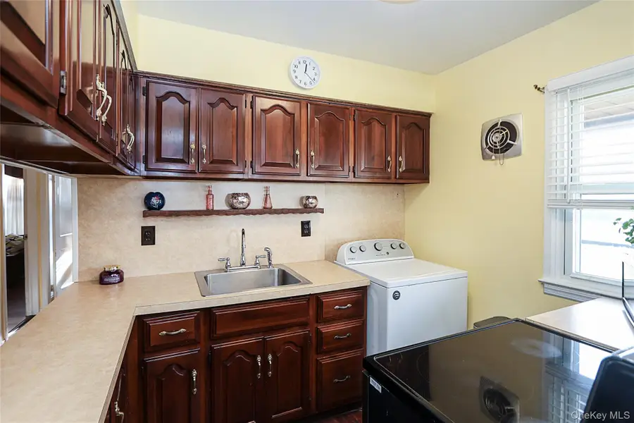 12 E Millpage Drive, Bethpage, NY 11714 - #3