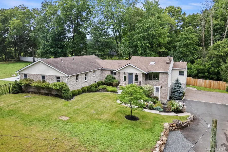 15 Green Hedges Lane, Blauvelt, NY 10913 - #3