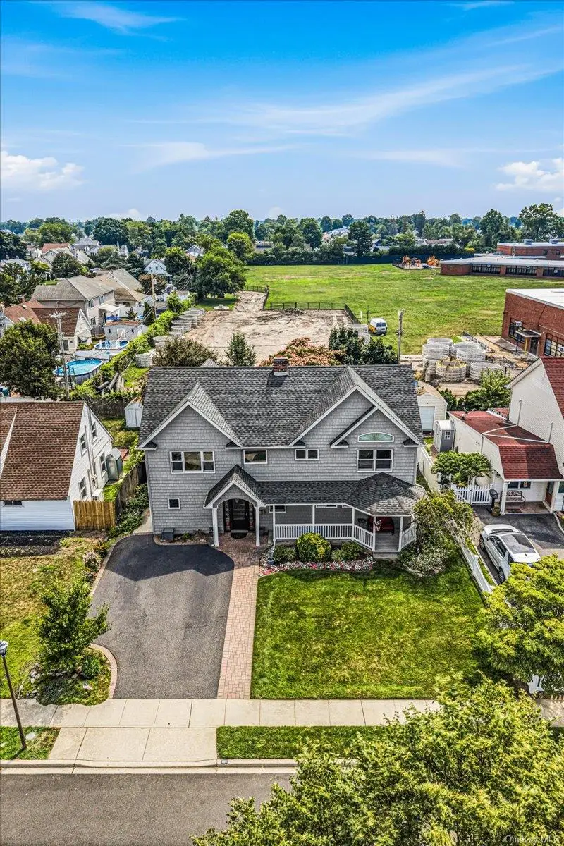 63 Kingfisher Road, Levittown, NY 11756 - #3