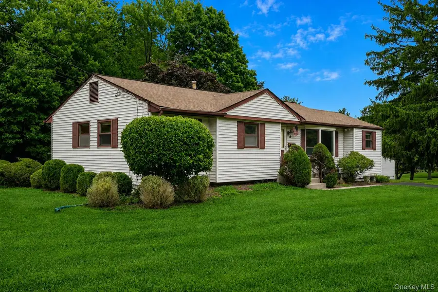 8 Victoria Drive, Nanuet, NY 10954 - #2