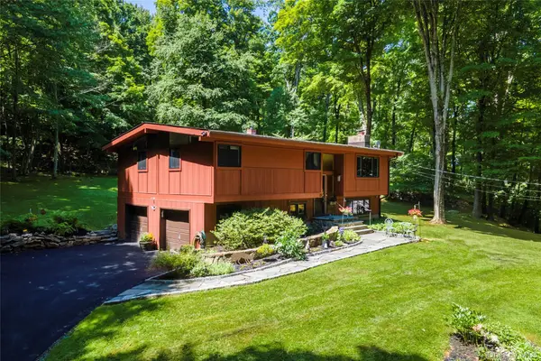 25 Ponderosa Road, Carmel, NY 10512