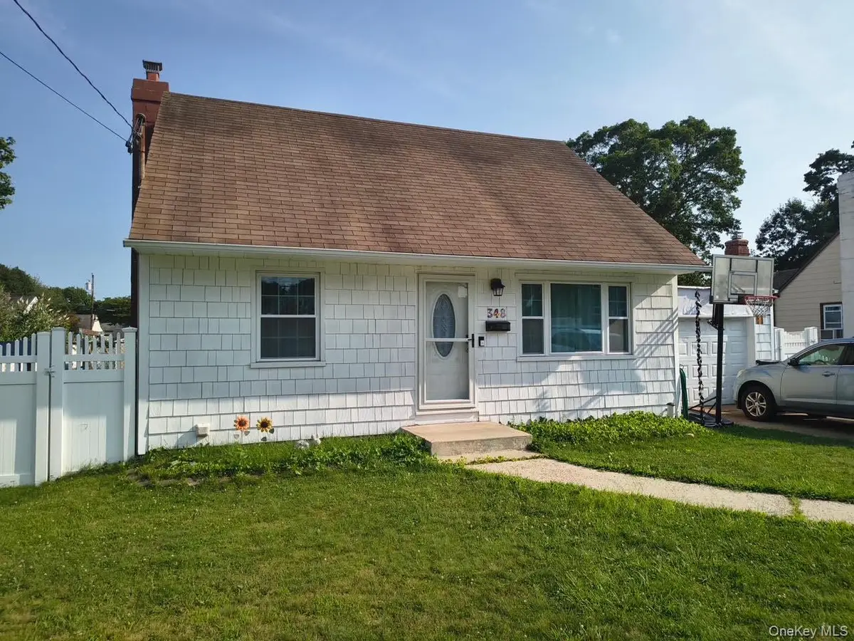348 Kurzon Road, West Islip, NY 11795 - #1