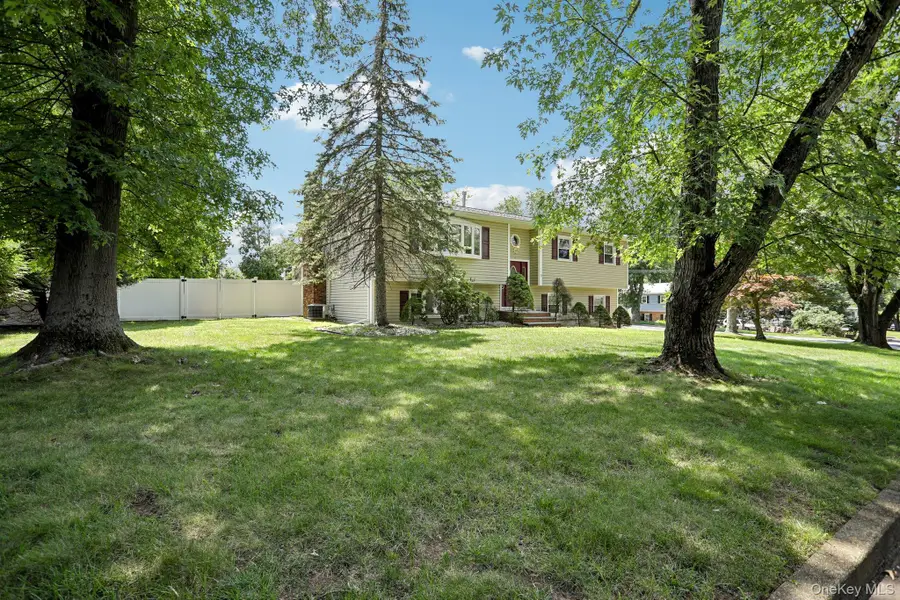 11 Harness Road, New City, NY 10956 - #3