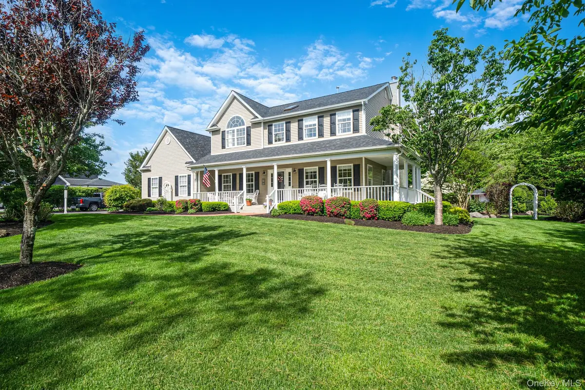 19 Sweetgum Lane, Miller Place, NY 11764 - #1