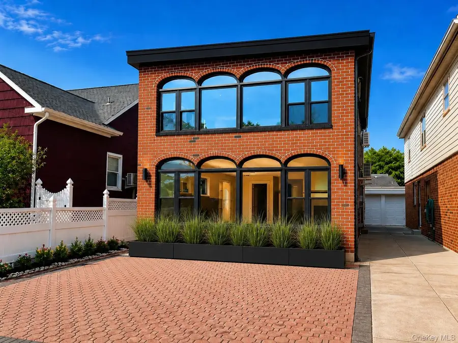 194 Beach 132nd Street, Belle Harbor, NY 11694 - #2