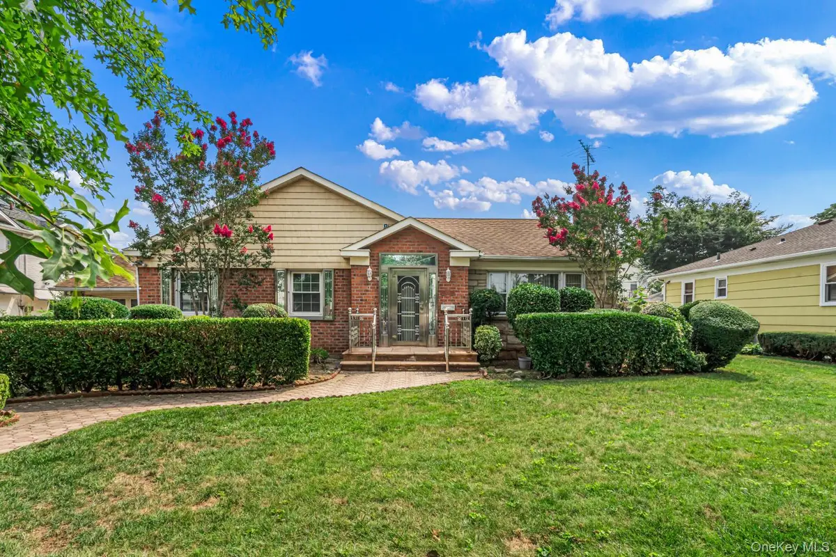 8315 264th Street, Glen Oaks, NY 11004 - #1