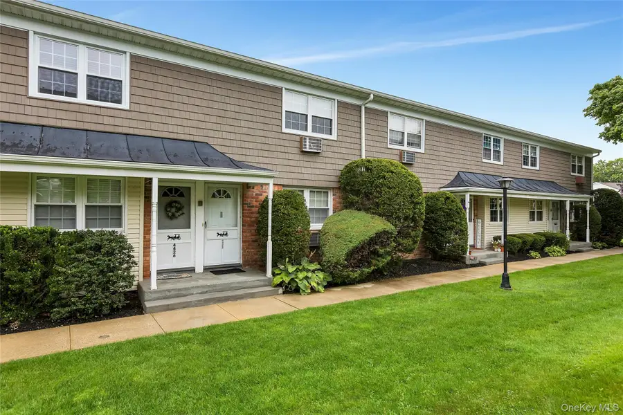 4425 Wilshire #4425, Oakdale, NY 11769 - #3