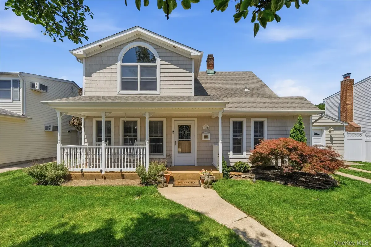 19 Tower Lane, Levittown, NY 11756 - #1