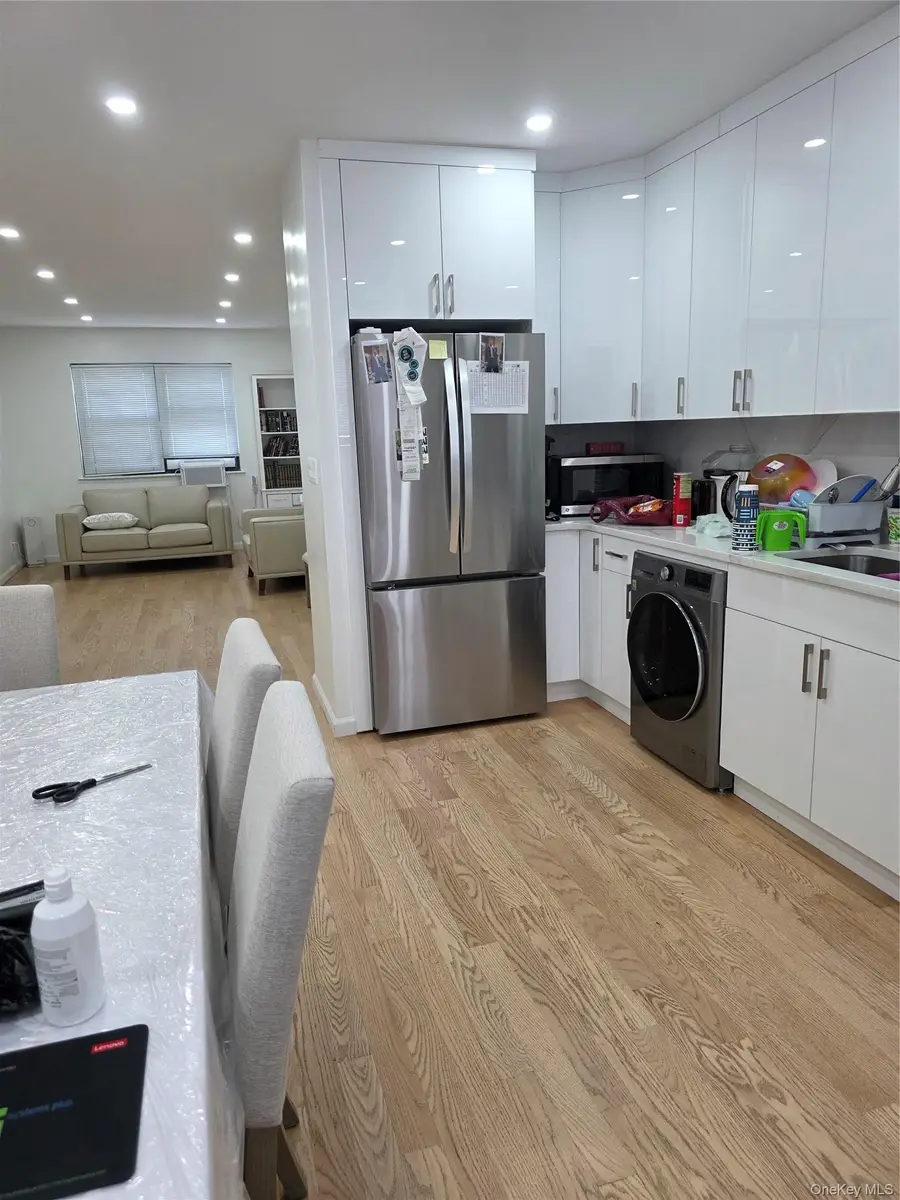 71-37 Vleigh Place #40B, Flushing, NY 11367 - #2