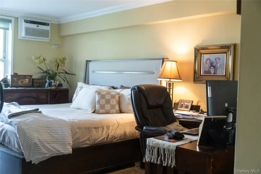 144-70 41st Avenue #3H, Flushing, NY 11355 - #3