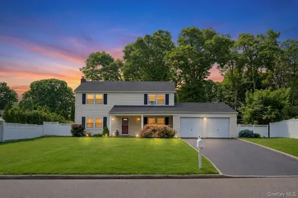 4 Beaverdale Lane, Stony Brook, NY 11790