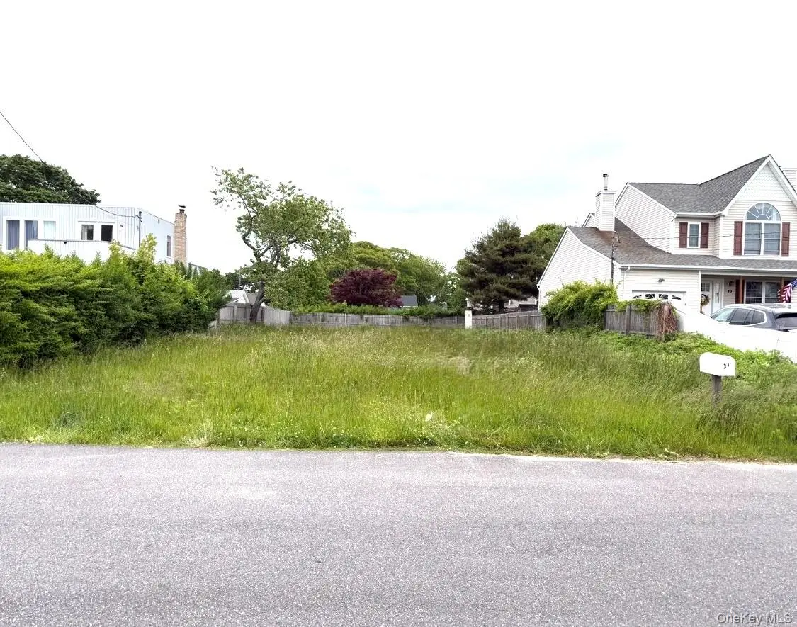 37 Seymour Drive, Shirley, NY 11967 - #1