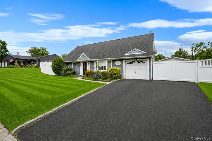 70 Clymer Street, Port Jefferson Station, NY 11776 - #3