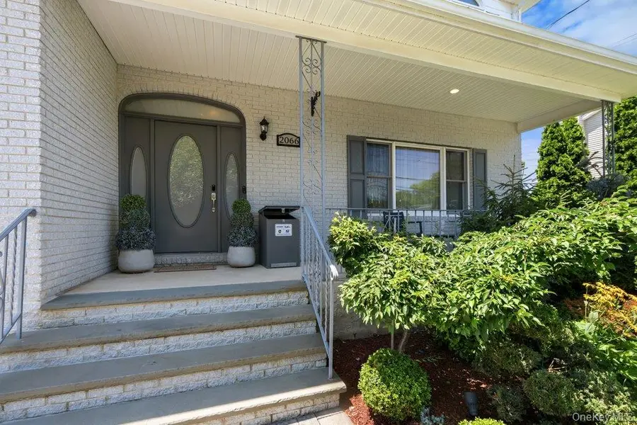 2066 Washington Avenue, Seaford, NY 11783 - #3