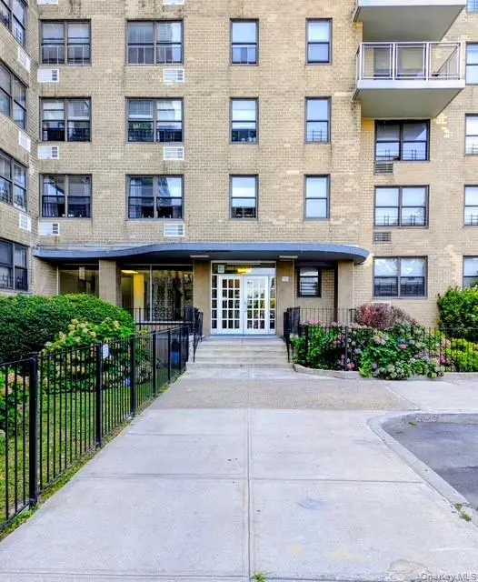 1966 Newbold Avenue #1202, Bronx, NY 10472