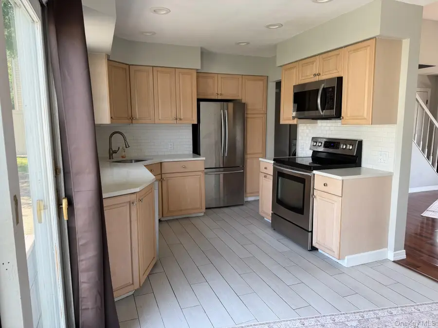 316 Fern Place, Bethpage, NY 11714 - #2