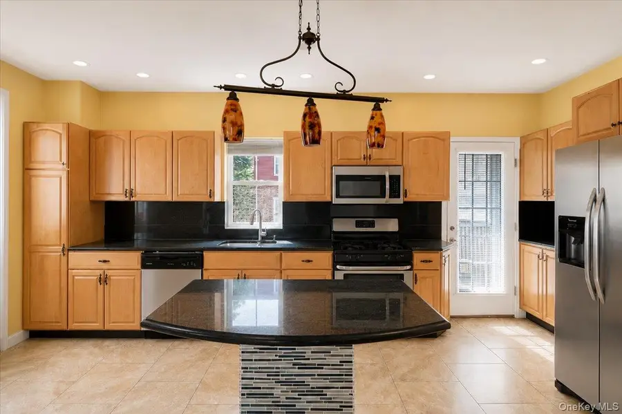 227 Calhoun Avenue, Bronx, NY 10465 - #2