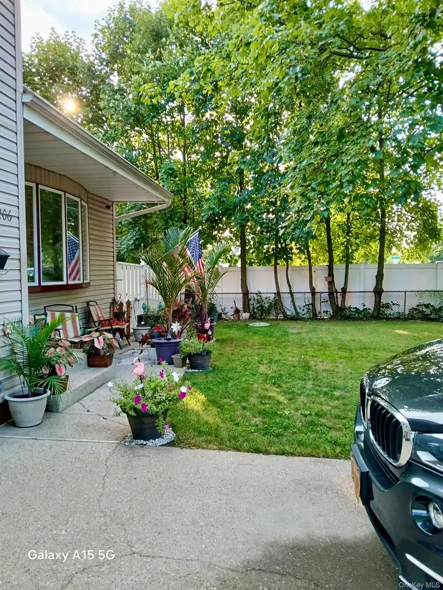 206 Bay Shore Road, North Babylon, NY 11703 - #2